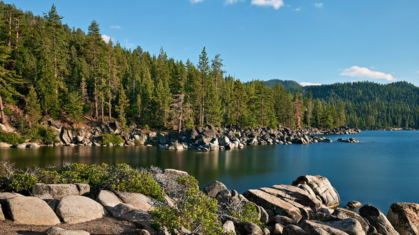 659_NE_Lake_Tahoe_resize