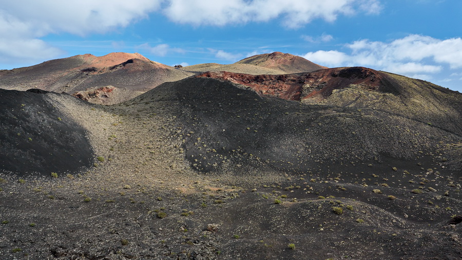 021_182_Montanas_del_Fuego_o_de_Timanfaya_resize