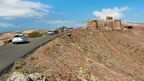 073_118_Castillo_de_Santa_Barbara_resize