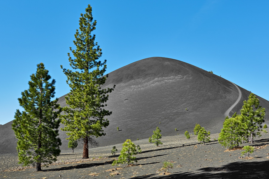 618_Lassen_Volcanic_National_Park_Cinder_Cone_resize