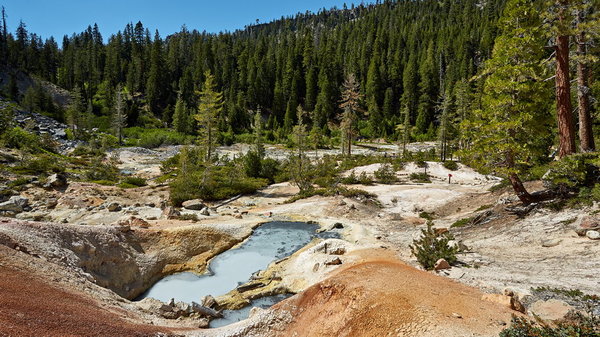 597_Lassen_Volcanic_National_Park_Devils_Kitchen_resize